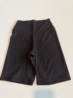 Vitality Daydream V Biker Short Midnight Black Size Small High Rise Athletic